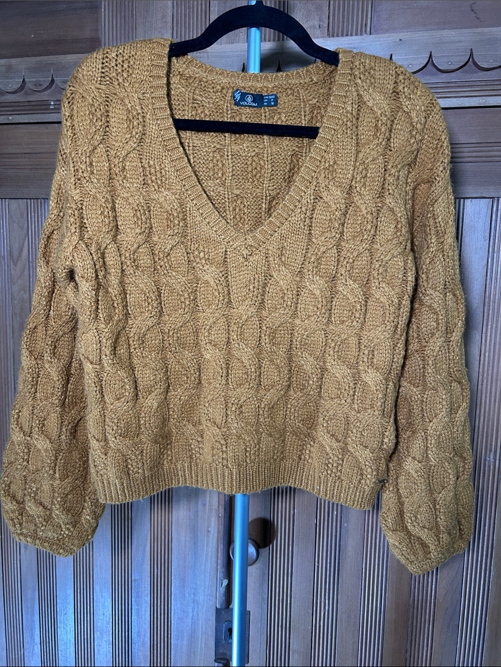 Volcom Cable Knit V-Neck Sweater - Dark Mustard Yellow Women’s Size Small (4/6)